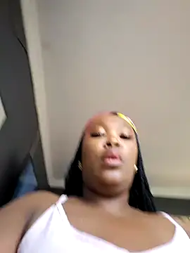 SWEETDOLLY29XX online show from January 6, 2026, 7:23 am