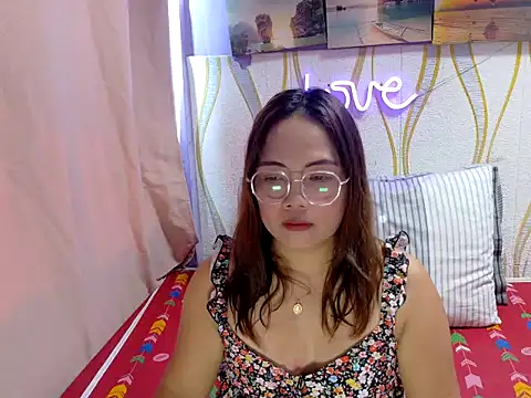 BURBERRY69 online show from March 4, 2026, 7:49 am