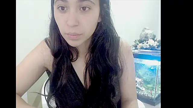 lizztaylor535 online show from December 6, 2024, 3:17 pm