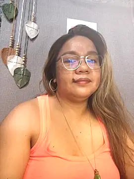 ambersmile online show from April 8, 2026, 12:12 am