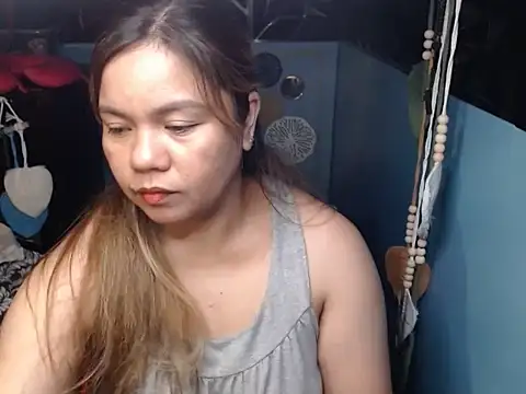 ambersmile online show from October 24, 2025, 11:48 pm