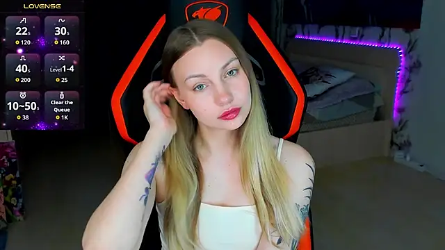 BiMolly online show from March 25, 2026, 9:46 pm