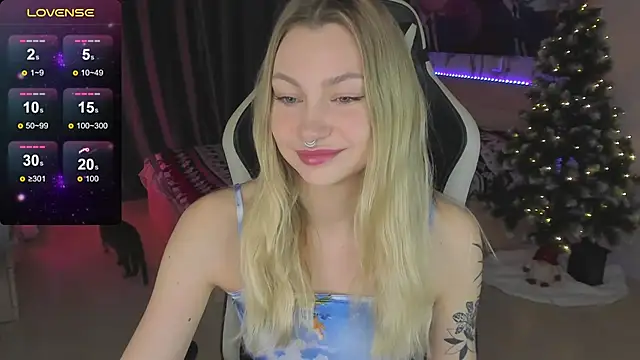 BiMolly online show from January 14, 2025, 6:38 pm