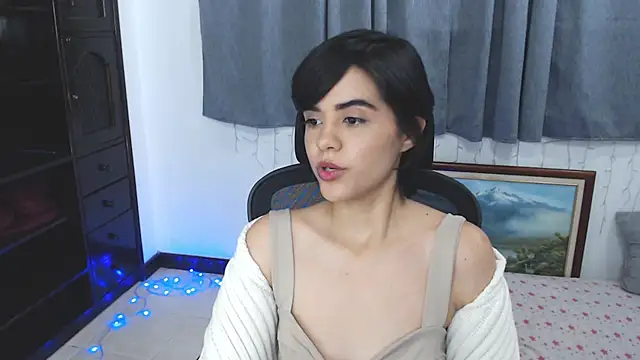 Snapshot of mia_collins_x chatting on June 8, 2026, 2:01 am mia collins x online show from June 8, 2026, 2:01 am