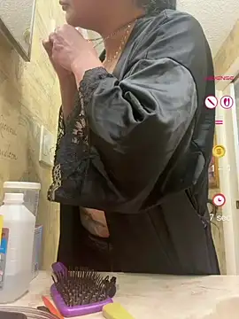 Snapshot of PichyPrettyPussy chatting on June 25, 2026, 2:55 pm PichyPrettyPussy online show from June 25, 2026, 2:55 pm