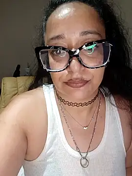 Snapshot of PichyPrettyPussy chatting on October 20, 2025, 6:19 pm PichyPrettyPussy online show from October 20, 2025, 6:19 pm