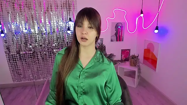 ElizaMild online show from January 28, 2025, 1:16 pm