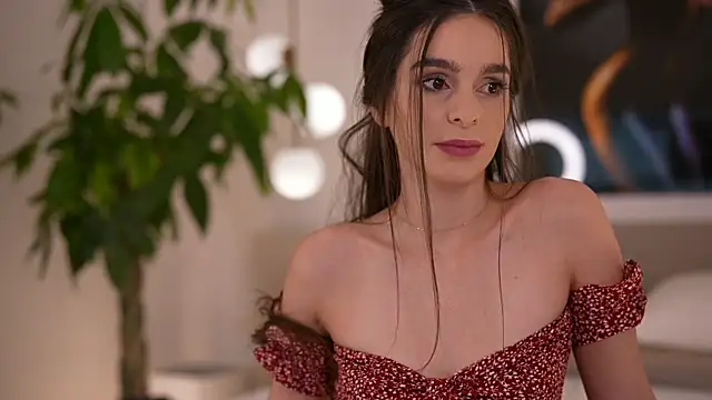 DoviaClaire online show from October 26, 2025, 7:09 am