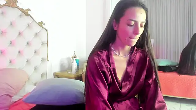 Princsgirl  online show from March 7, 2025, 11:38 pm