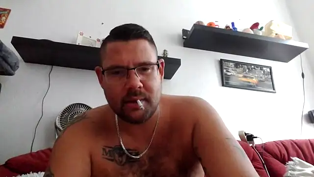 sexykevin17cm online show from October 7, 2025, 1:45 pm