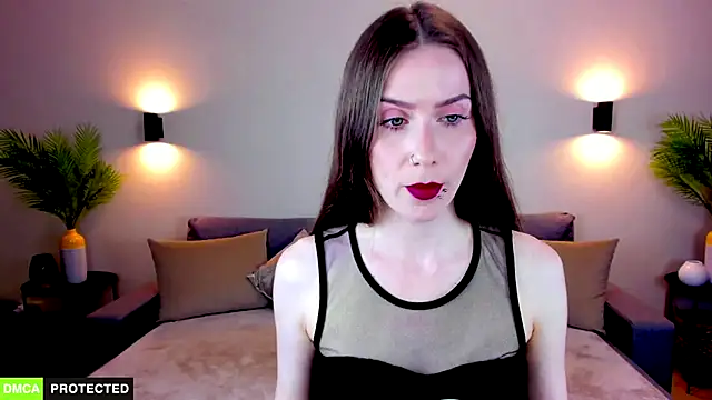 Snapshot of TheWoman__ chatting on April 20, 2026, 7:04 pm TheWoman online show from April 20, 2026, 7:04 pm