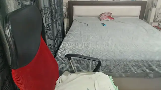 Boolochka online show from November 8, 2025, 8:23 pm