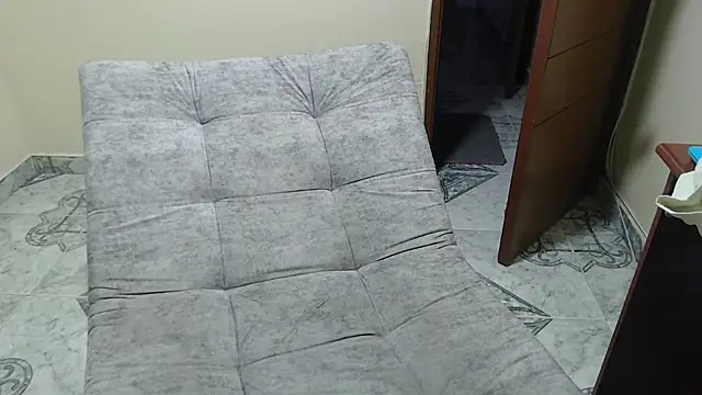 antara hotgirl online show from December 14, 2025, 10:04 pm