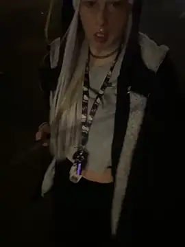 Snapshot of Babii_Nova chatting on December 3, 2025, 6:47 am Babii Nova online show from December 3, 2025, 6:47 am