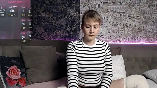 mandy foxxx online show from November 6, 2025, 10:52 am