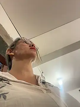 Snapshot of Gatitacarlita chatting on April 28, 2026, 11:09 pm Gatitacarlita online show from April 28, 2026, 11:09 pm