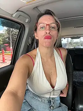 Snapshot of Gatitacarlita chatting on February 21, 2026, 2:30 pm Gatitacarlita online show from February 21, 2026, 2:30 pm