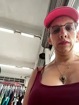 Gatitacarlita online show from January 29, 2025, 3:58 pm