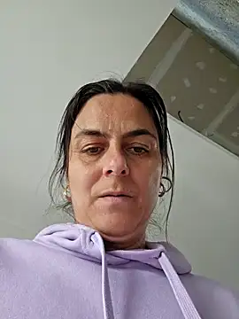 IsabelleCraft online show from September 27, 2025, 11:27 am