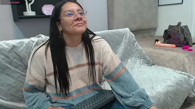 Snapshot of valevicious chatting on February 20, 2025, 10:04 pm valevicious online show from February 20, 2025, 10:04 pm