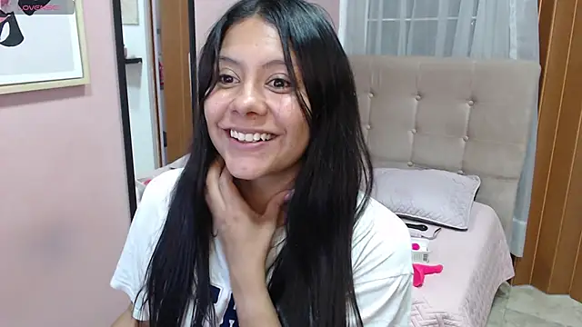 Snapshot of valevicious chatting on February 17, 2025, 7:44 pm valevicious online show from February 17, 2025, 7:44 pm