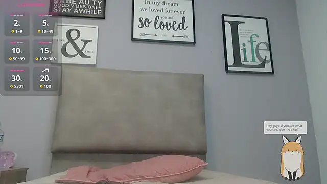 Snapshot of valevicious chatting on September 10, 2025, 8:41 pm valevicious online show from September 10, 2025, 8:41 pm