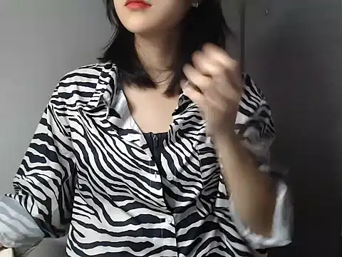 Bigg Pussyy Catt online show from December 17, 2024, 8:45 am