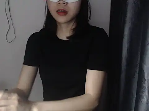 Bigg Pussyy Catt online show from March 13, 2025, 7:53 am