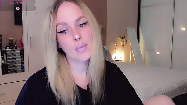 Snapshot of Libby_Nora chatting on March 4, 2026, 9:06 am Libby Nora online show from March 4, 2026, 9:06 am