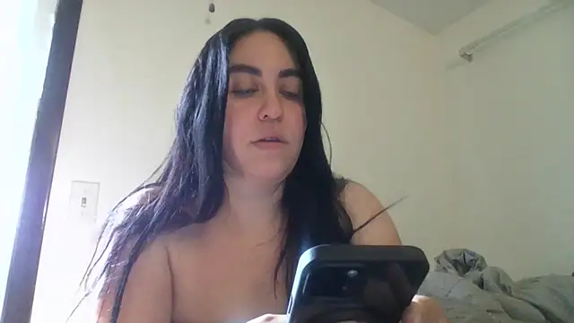 Snapshot of WetFlower69 chatting on July 11, 2026, 1:44 pm WetFlower69 online show from July 11, 2026, 1:44 pm