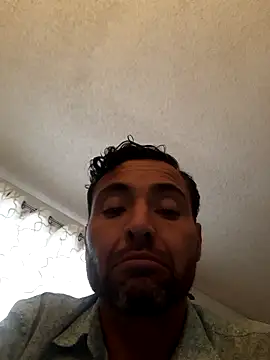 hottie212xh online show from October 5, 2025, 6:42 pm