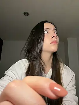 swrennn19 online show from February 1, 2026, 7:45 pm