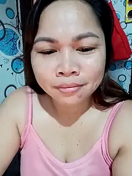 XXLorie 02 online show from March 9, 2025, 4:33 pm