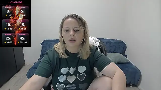 erikaerika online show from May 25, 2026, 7:07 am