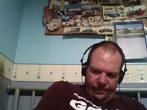 thickdick12331 online show from October 17, 2025, 9:05 pm