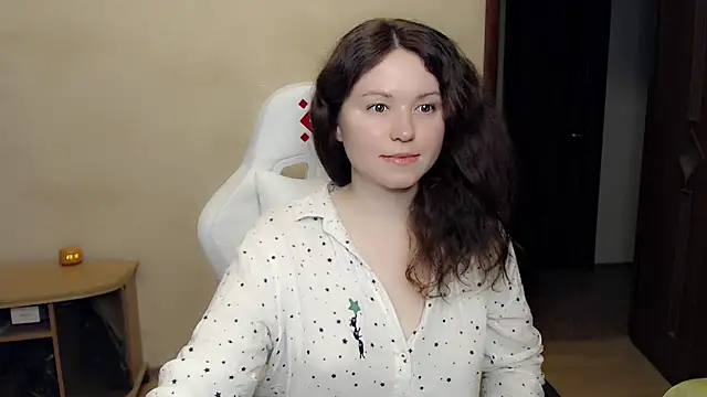 BettyGinger online show from November 13, 2025, 8:13 pm