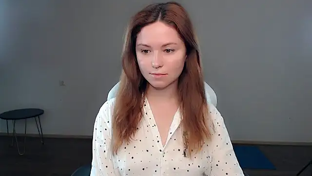 Snapshot of BettyGinger chatting on December 25, 2024, 7:45 pm BettyGinger online show from December 25, 2024, 7:45 pm