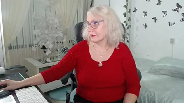 Snapshot of Ghertrude52 chatting on March 2, 2026, 7:15 am Ghertrude52 online show from March 2, 2026, 7:15 am