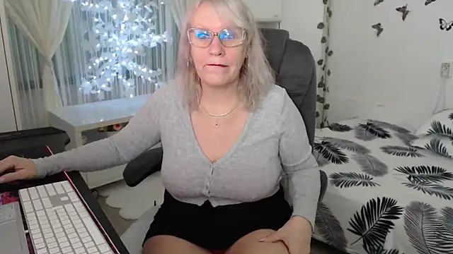 Ghertrude52 online show from March 23, 2026, 5:29 am