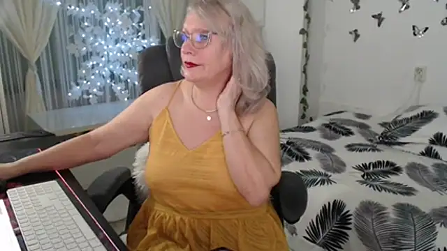 Ghertrude52 online show from March 21, 2026, 5:08 am