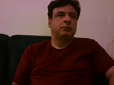 Snapshot of desipapaxxx chatting on March 8, 2025, 12:44 am desipapaxxx online show from March 8, 2025, 12:44 am