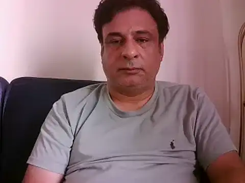 Snapshot of desipapaxxx chatting on March 17, 2025, 3:25 am desipapaxxx online show from March 17, 2025, 3:25 am