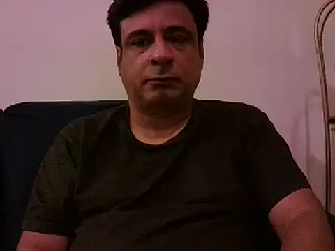Snapshot of desipapaxxx chatting on February 21, 2025, 6:26 pm desipapaxxx online show from February 21, 2025, 6:26 pm