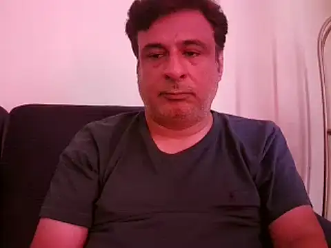 Snapshot of desipapaxxx chatting on March 14, 2025, 11:34 am desipapaxxx online show from March 14, 2025, 11:34 am