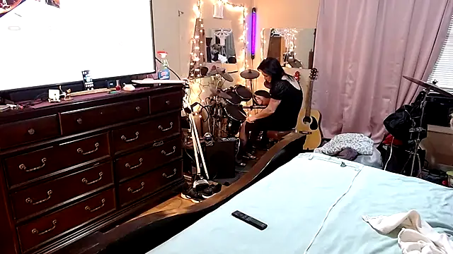 AerobicSleeve online show from October 23, 2025, 10:41 pm