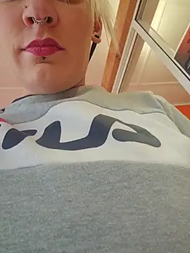 PinkTheHawk online show from October 9, 2025, 2:56 am