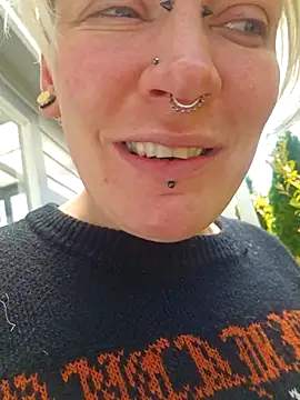 PinkTheHawk online show from November 29, 2025, 10:32 pm