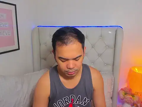 AsianZero online show from March 18, 2026, 5:36 pm