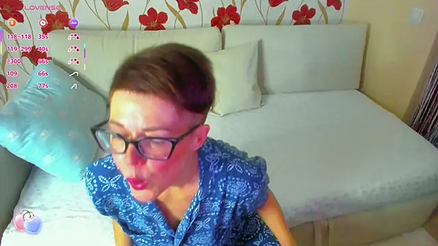 JennAlison online show from January 15, 2025, 2:13 pm