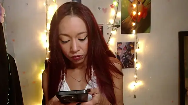 Snapshot of africag chatting on November 2, 2025, 10:48 pm africag online show from November 2, 2025, 10:48 pm